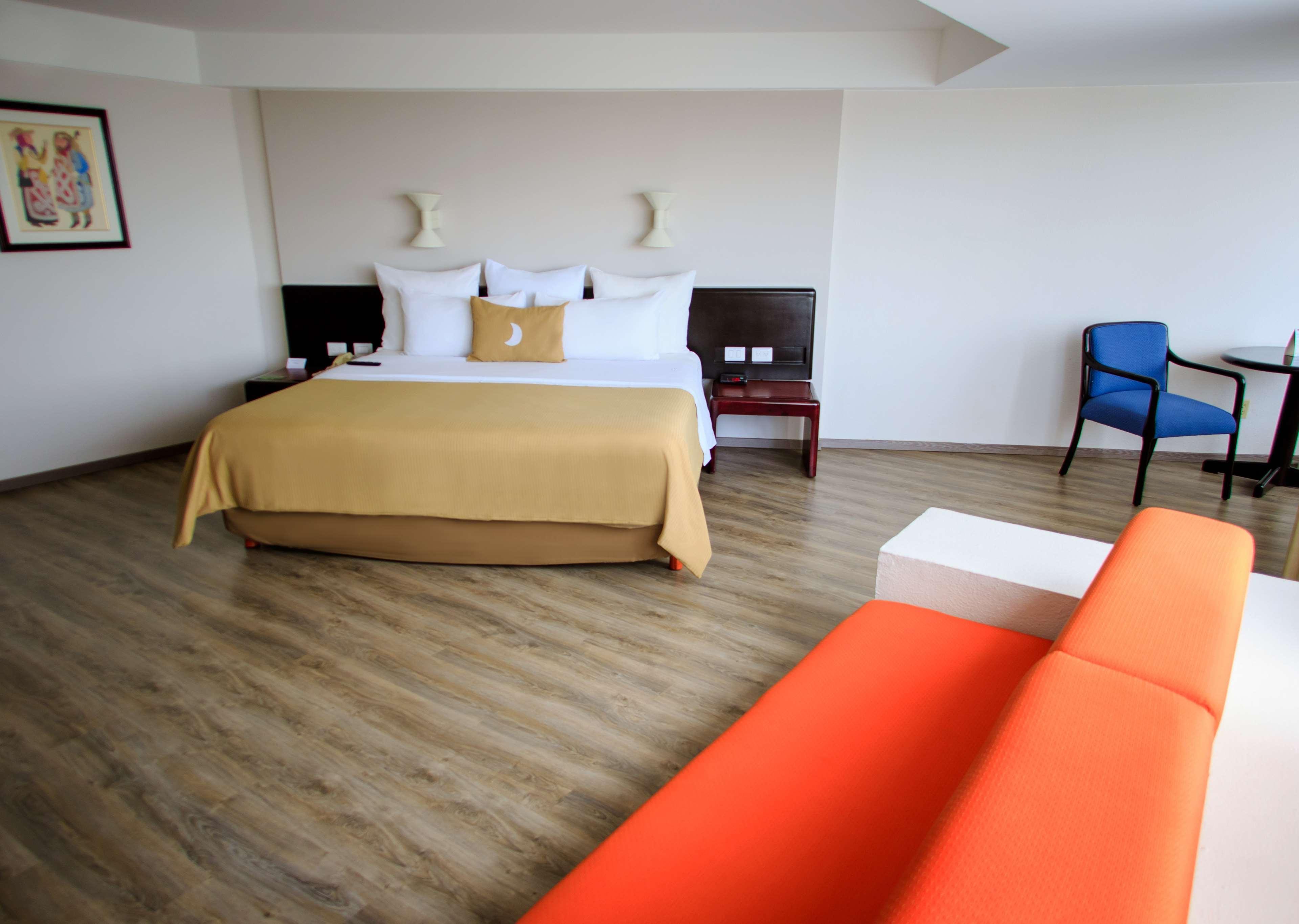 Grand Cantalagua Hotel Morelia, BW Signature Collection Exteriér fotografie A room at the hotel