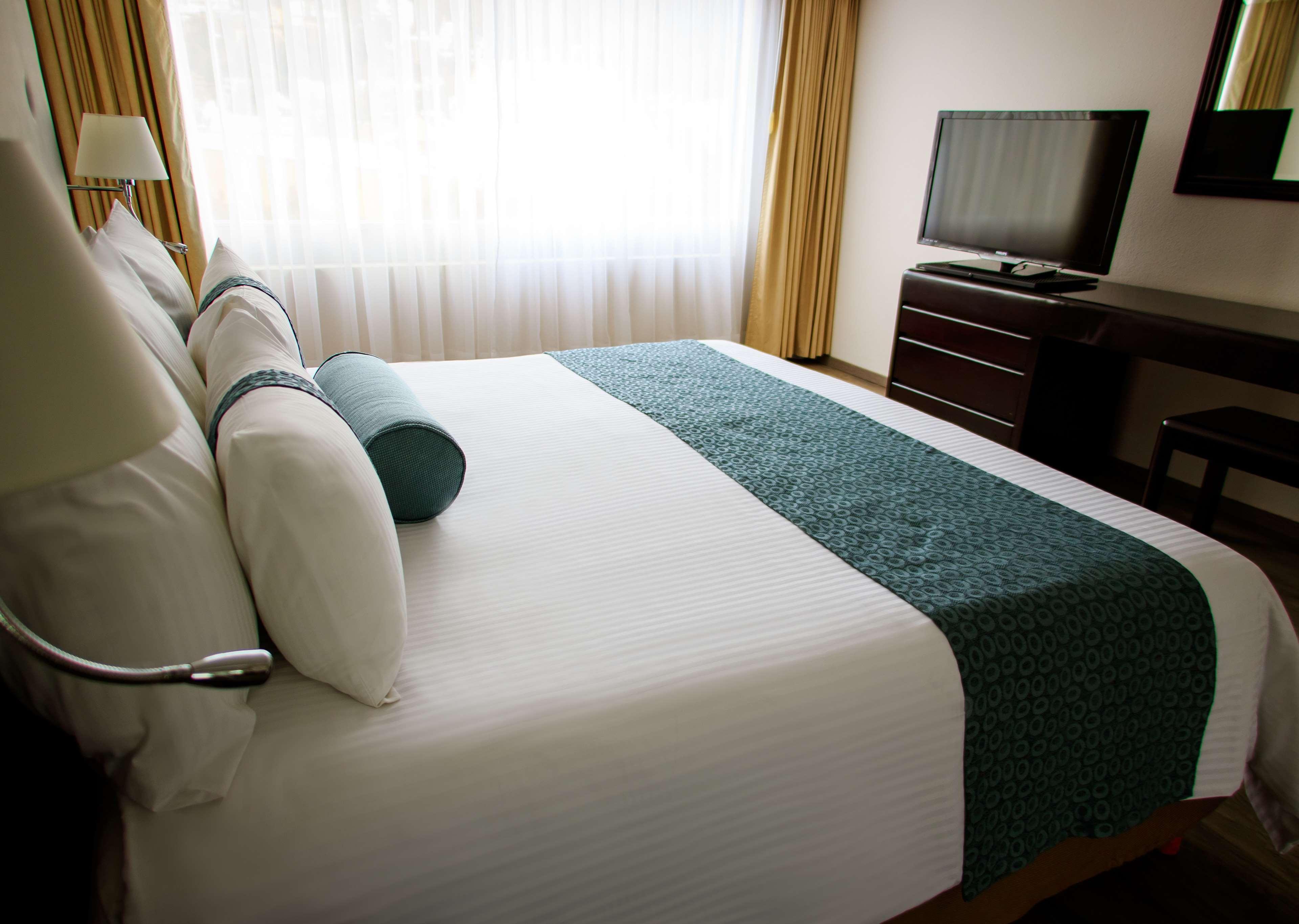 Grand Cantalagua Hotel Morelia, BW Signature Collection Exteriér fotografie A bed runner