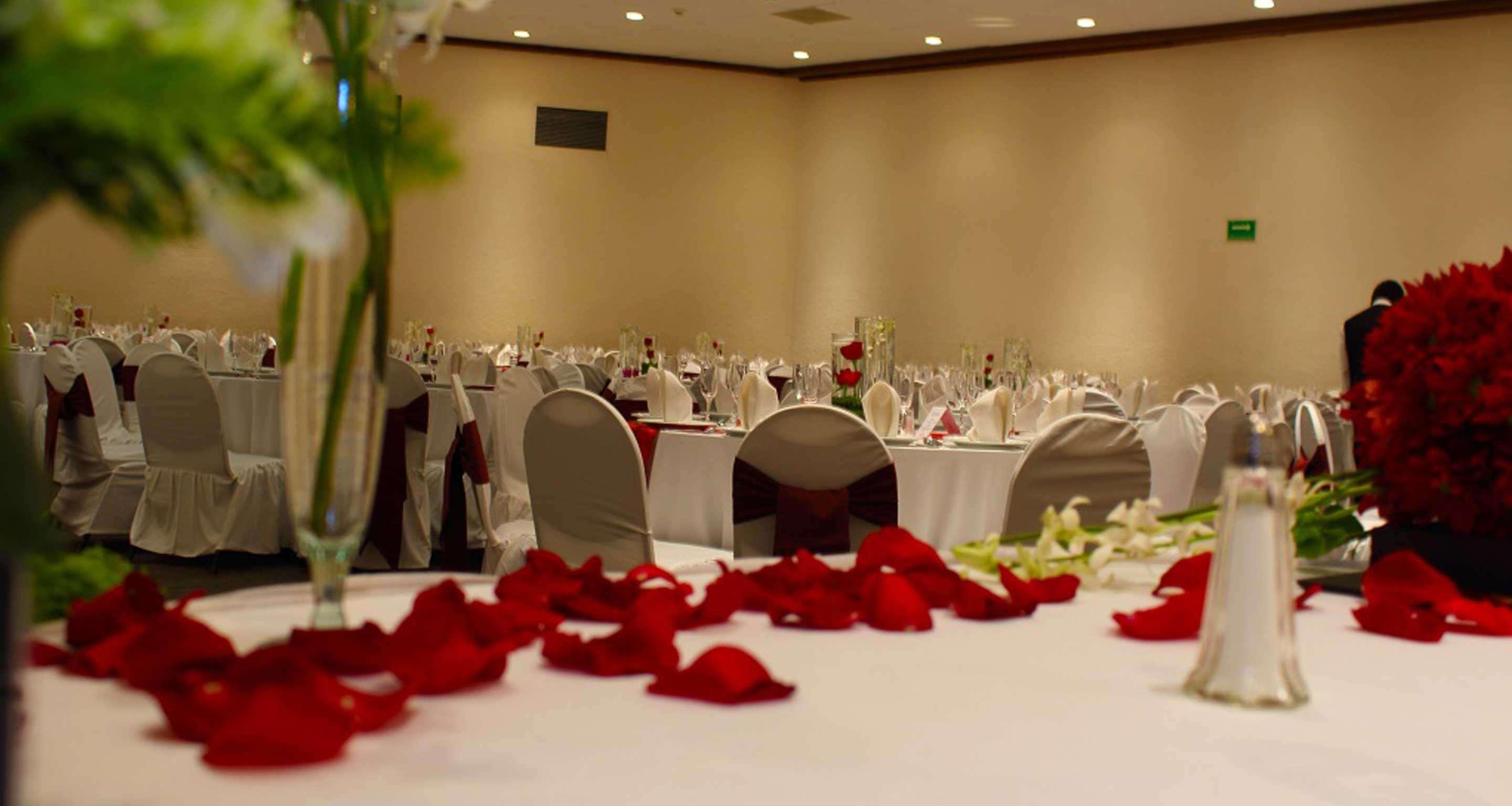 Grand Cantalagua Hotel Morelia, BW Signature Collection Exteriér fotografie A wedding reception