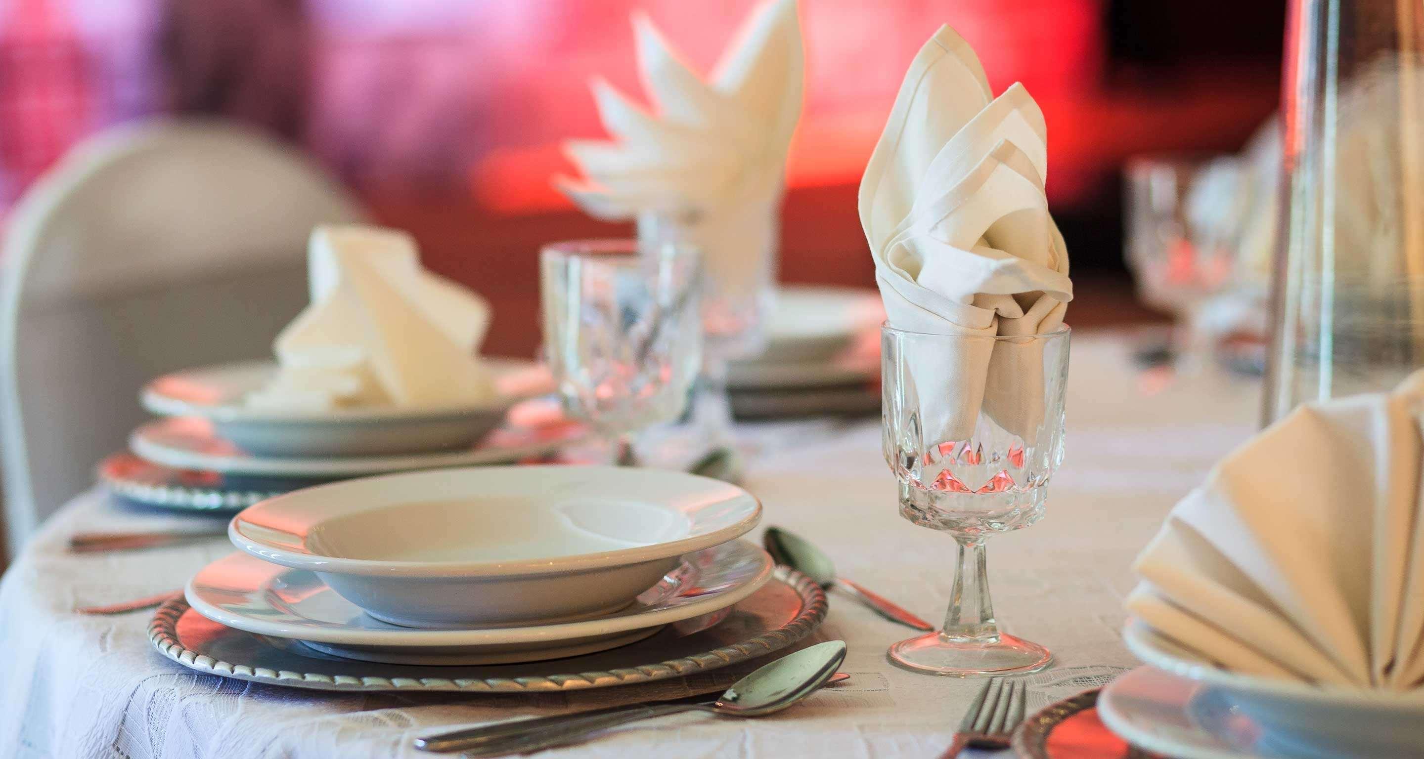Grand Cantalagua Hotel Morelia, BW Signature Collection Exteriér fotografie A table set for fine dining